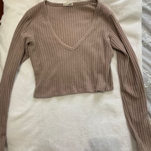 Wilfred Free long sleeve knit crop top